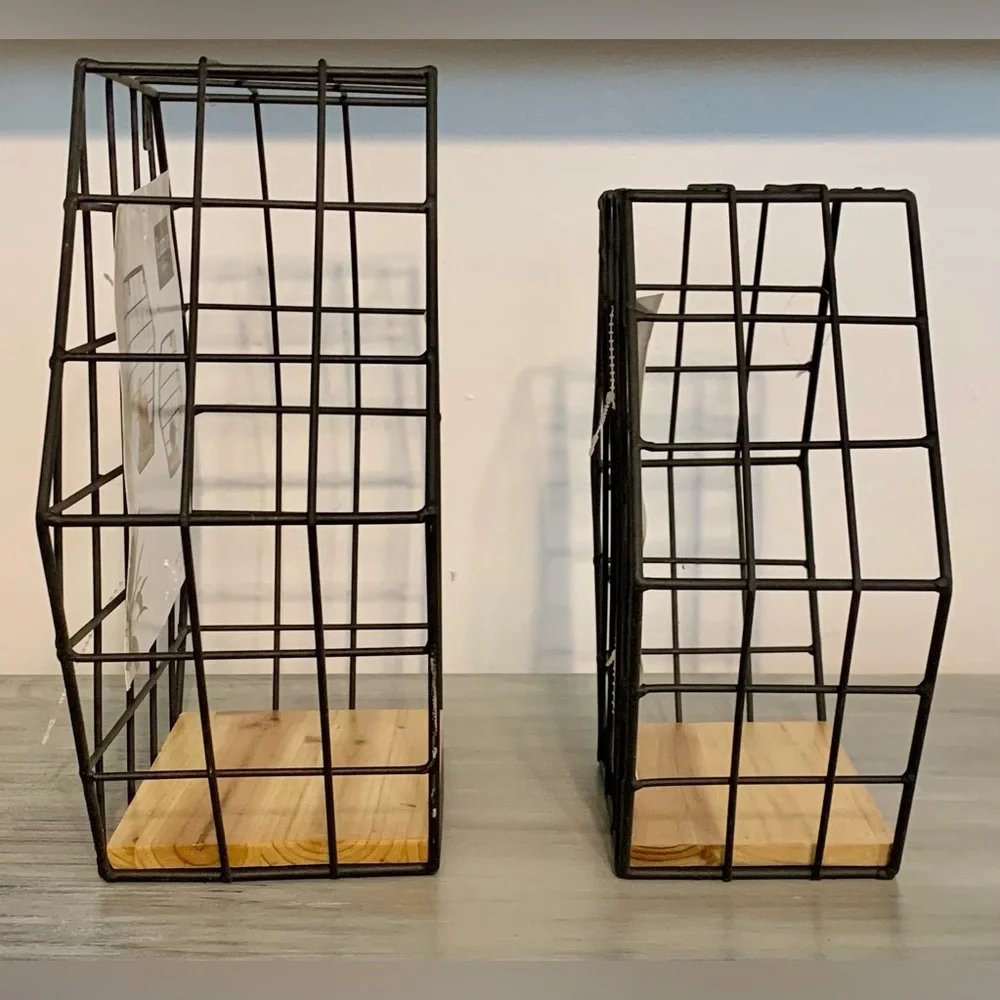 floating shelves Industrial style Black Metal Wall Shelf steampunk Geometric